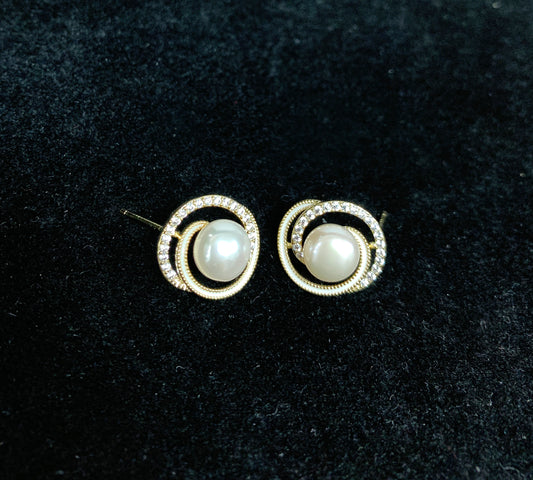 All Stars Cultured Freshwater Pearl Stud Earrings